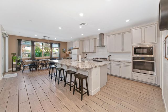 9960 Ted Kolb Way, Elk Grove, CA 95624