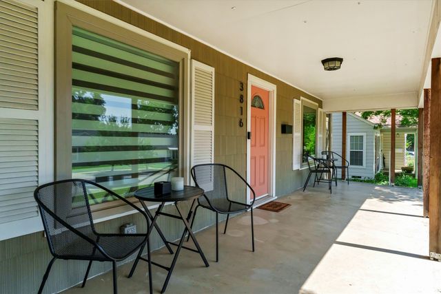 3816 Collinwood Avenue, Fort Worth, TX 76107