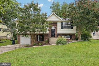 13415 QUEENS LN, Fort Washington, MD 20744