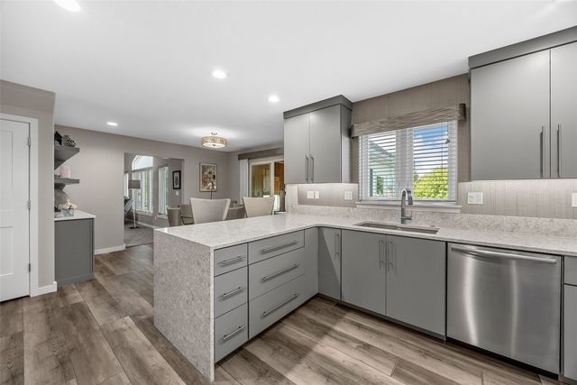 5310 Sterling Heights Drive, Marion, IA 52302