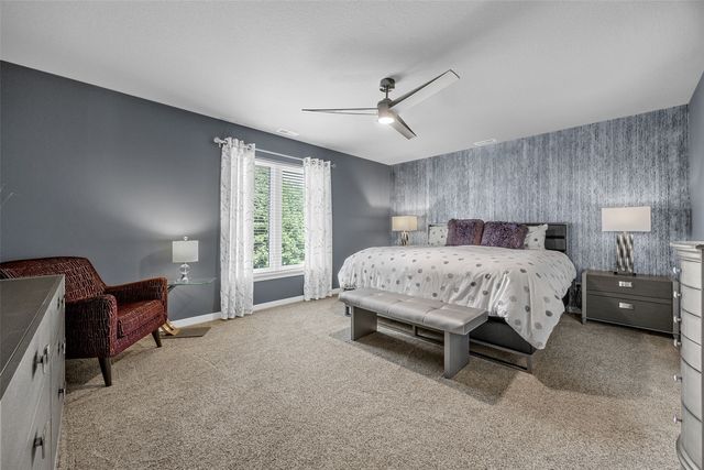 5310 Sterling Heights Drive, Marion, IA 52302