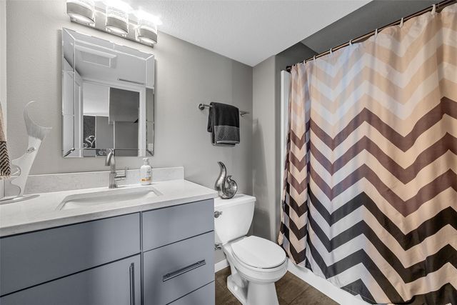 5310 Sterling Heights Drive, Marion, IA 52302