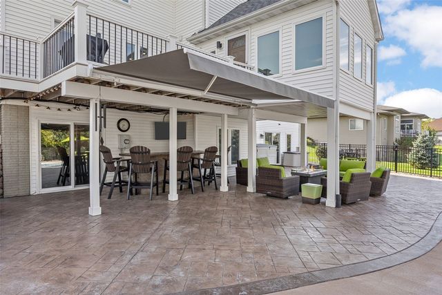 5310 Sterling Heights Drive, Marion, IA 52302
