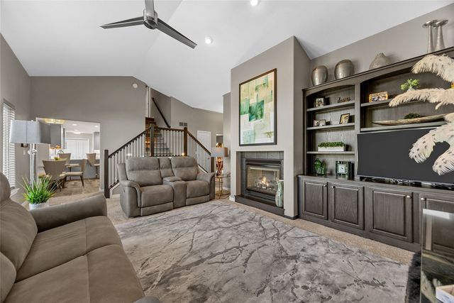 5310 Sterling Heights Drive, Marion, IA 52302