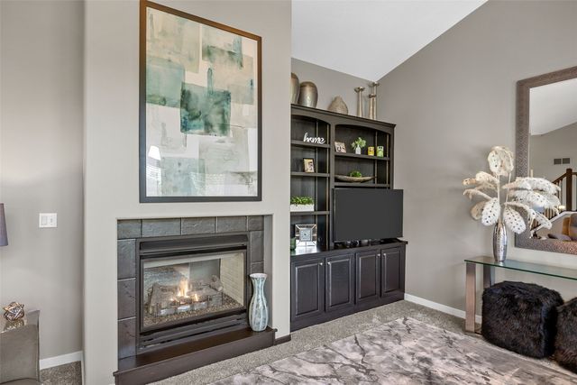 5310 Sterling Heights Drive, Marion, IA 52302