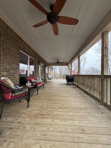 846 Red Bud Ln, Pulaski, TN 38478