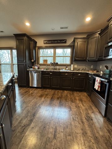 846 Red Bud Ln, Pulaski, TN 38478