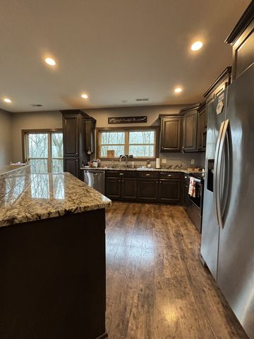 846 Red Bud Ln, Pulaski, TN 38478