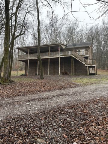 846 Red Bud Ln, Pulaski, TN 38478