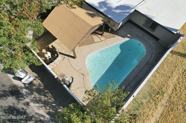 4037 S Queen Palm Drive, Tucson, AZ 85730