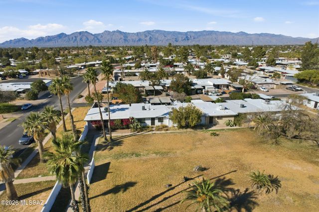 4037 S Queen Palm Drive, Tucson, AZ 85730