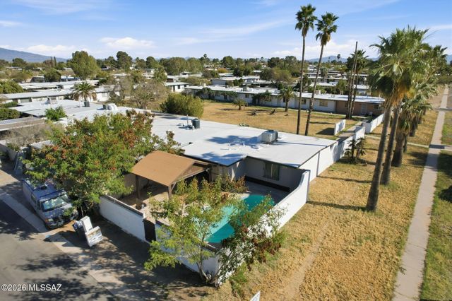 4037 S Queen Palm Drive, Tucson, AZ 85730