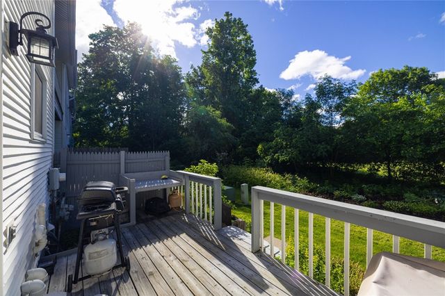 25 Southfield Drive, Webster, NY 14580
