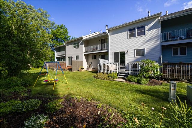 25 Southfield Drive, Webster, NY 14580