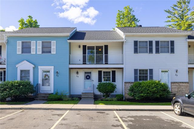 25 Southfield Drive, Webster, NY 14580