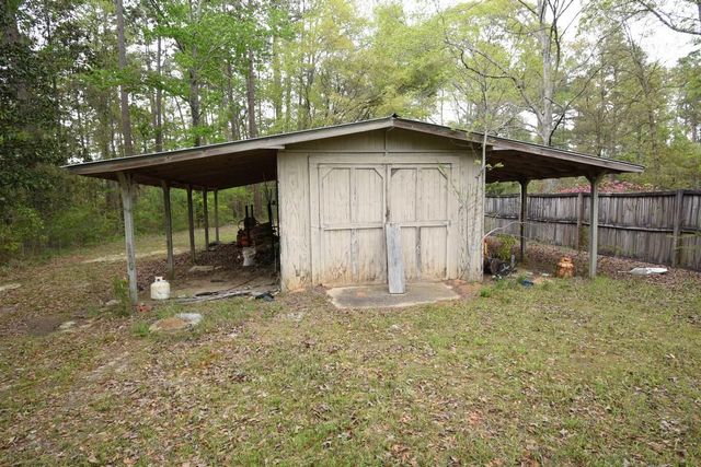 2219 E Hwy 98, Columbia, MS 39429