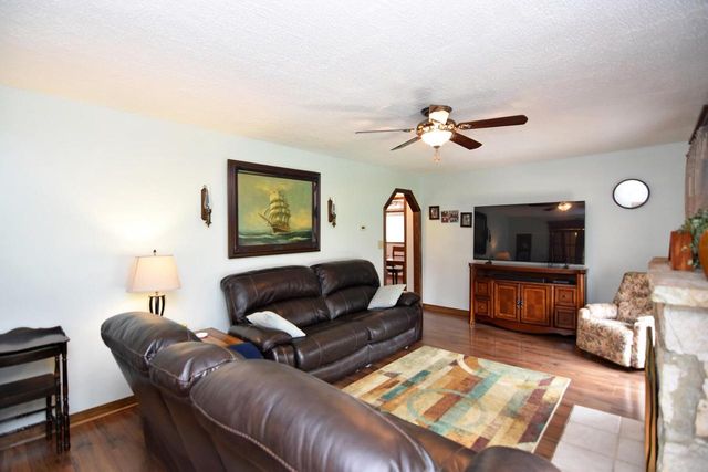 10314 186th AVENUE, Bristol, WI 53104
