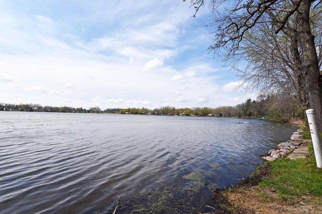 10314 186th AVENUE, Bristol, WI 53104