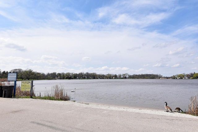 10314 186th AVENUE, Bristol, WI 53104