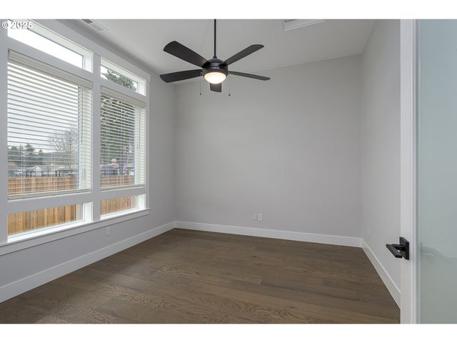 15237 Se TOWERS Ter, Milwaukie, OR 97267