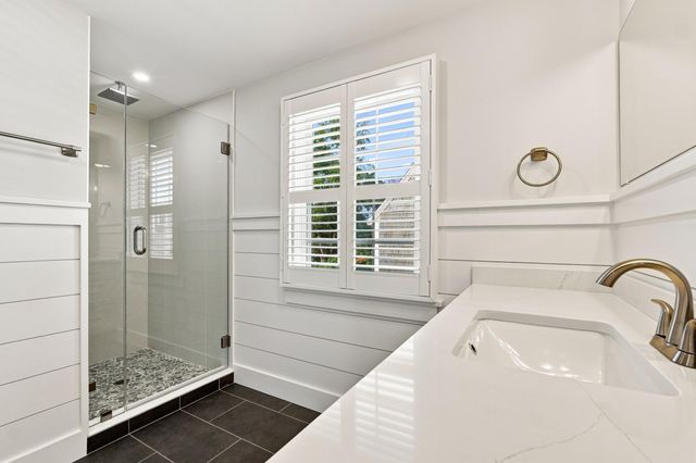 33 Dexter Avenue, Sandwich, MA 02563