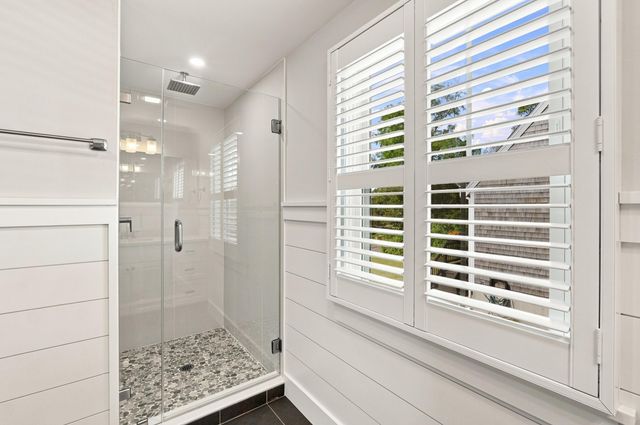 33 Dexter Avenue, Sandwich, MA 02563