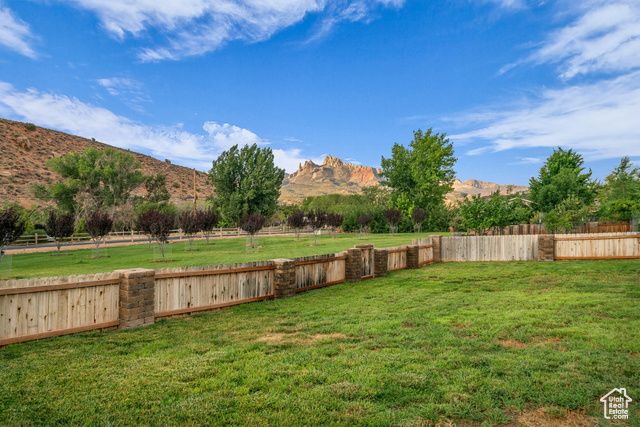 101 CHUCKWALLA LN, Springdale, UT 84767