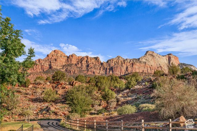 101 CHUCKWALLA LN, Springdale, UT 84767