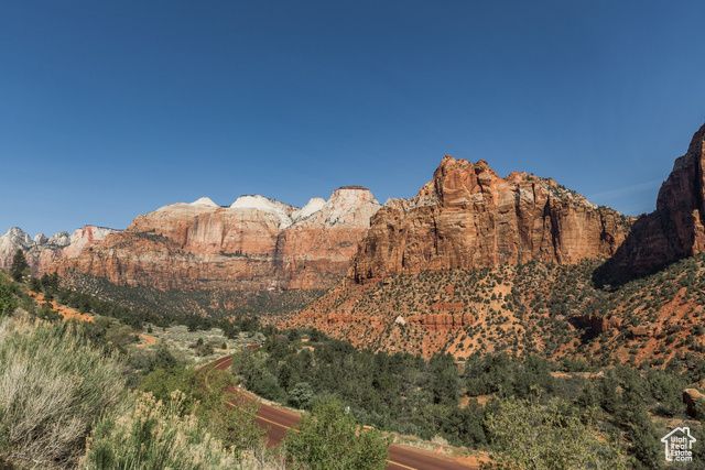 101 CHUCKWALLA LN, Springdale, UT 84767