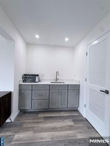 38 Church Street 3, Lodi, NJ 07644