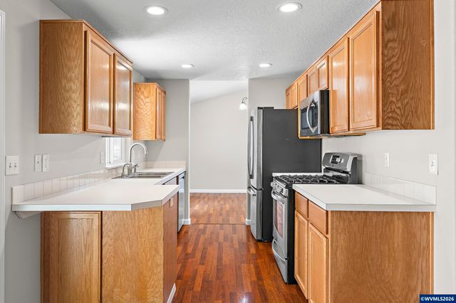 5408 Lark St, Turner, OR 97392