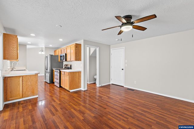 5408 Lark St, Turner, OR 97392