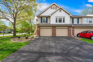 67 Samuel Drive, Streamwood, IL 60107