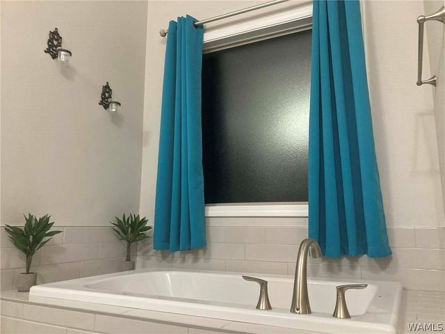 13921 Darden, Northport, AL 35475