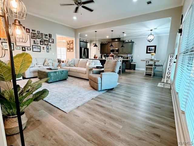 13921 Darden, Northport, AL 35475