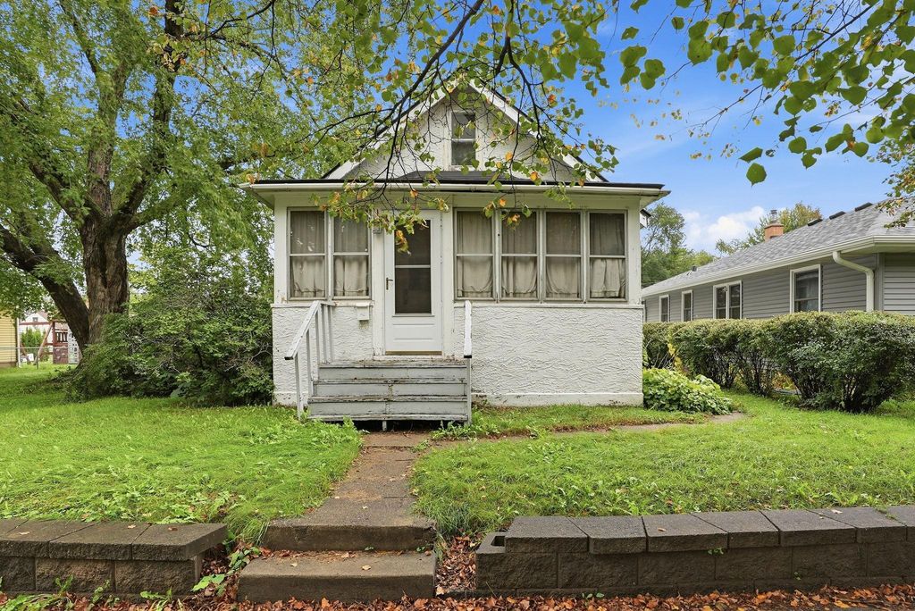 111 14th Avenue S, South Saint Paul, MN 55075 — photo 2