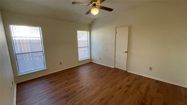 308 SIERRA Way, Cedar Hill, TX 75104