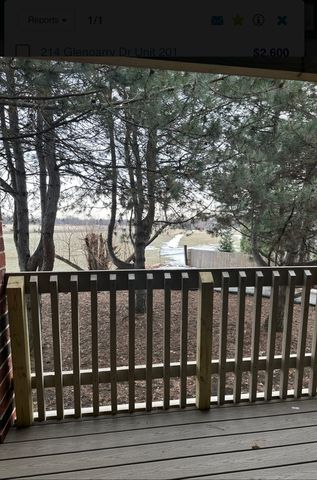 214 Glengarry Drive 201, Bloomingdale, IL 60108