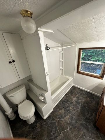 1355 3rd Avenue, Marion, IA 52302