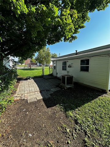 1355 3rd Avenue, Marion, IA 52302