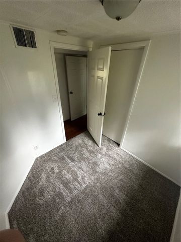 1355 3rd Avenue, Marion, IA 52302