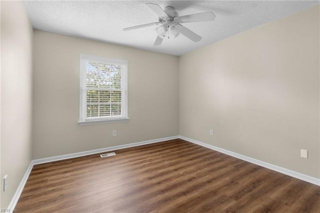 1105 Skymont CT, Virginia Beach, VA 23456