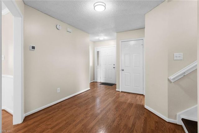 1105 Skymont CT, Virginia Beach, VA 23456