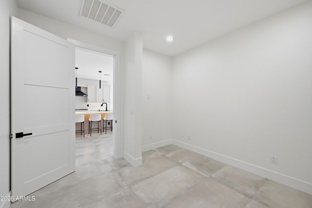 19994 W GLENROSA Avenue, Litchfield Park, AZ 85340