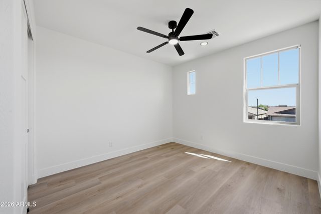 19994 W GLENROSA Avenue, Litchfield Park, AZ 85340