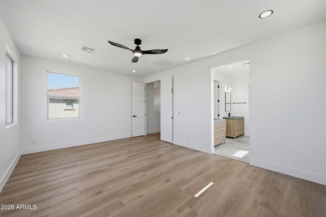 19994 W GLENROSA Avenue, Litchfield Park, AZ 85340