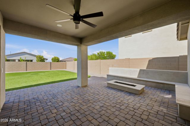 19994 W GLENROSA Avenue, Litchfield Park, AZ 85340