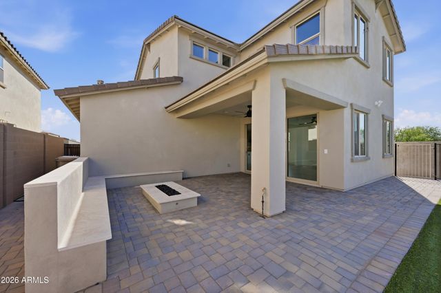 19994 W GLENROSA Avenue, Litchfield Park, AZ 85340