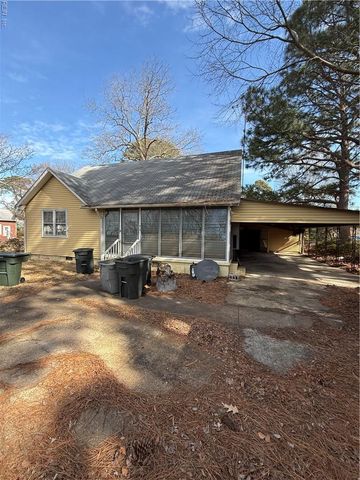 916 Old Big Bethel RD, Hampton, VA 23666