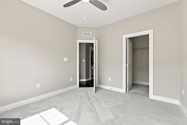 2876 LOWEN VALLEY RD, Alexandria, VA 22303